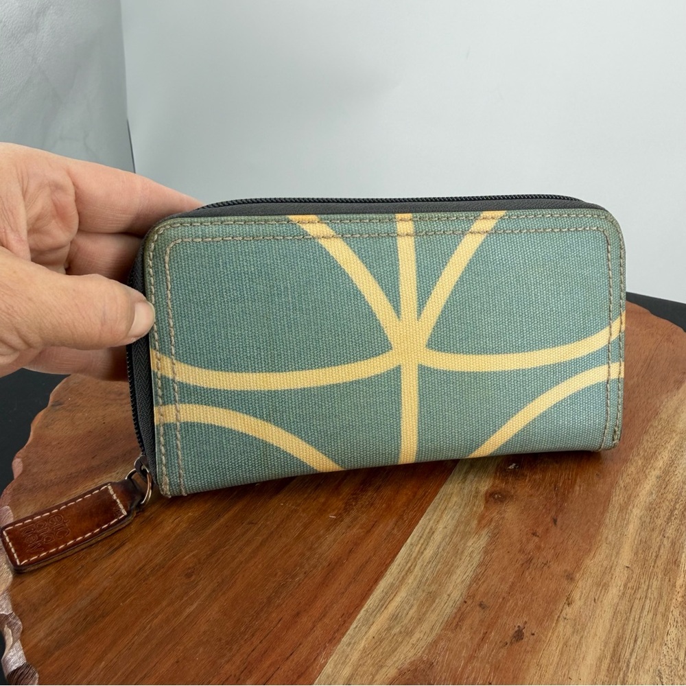 Orla Kiely GIANT LINEAR STEM PRINT‎ Big Zip Around Wallet light blue
